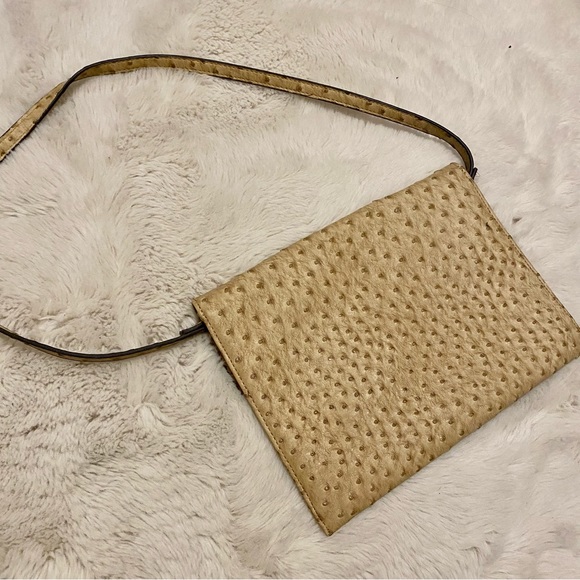 Cream textured shoulder bag - Picture 3 of 6